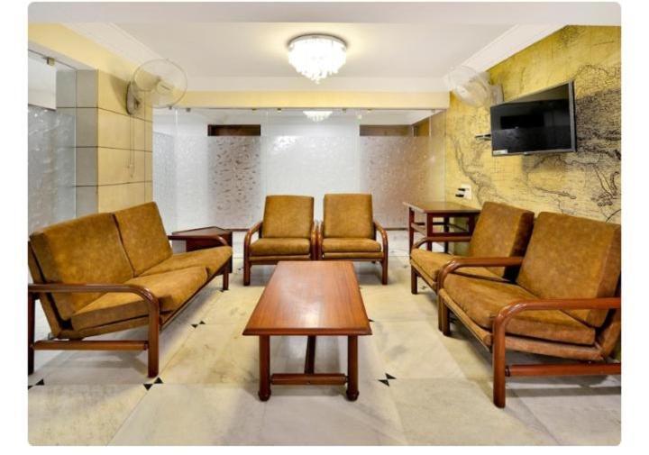 Hotel Apex Ahmedabad Esterno foto